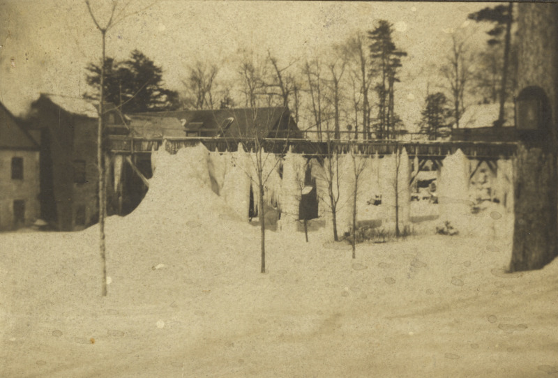 Scaled image s01215.jpg 