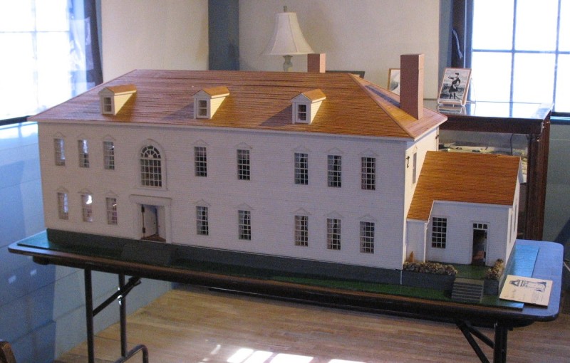 Scaled image 15_Estate_Model.JPG 