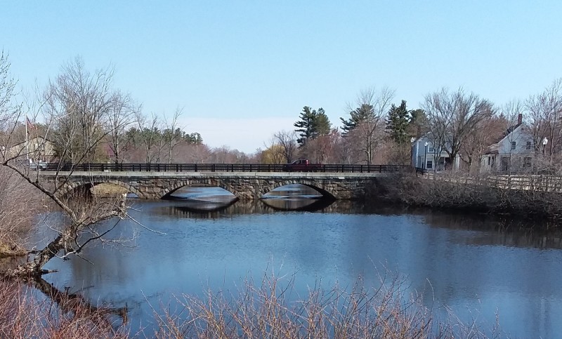 Scaled image 29_Rochester_bridge_front.jpg 