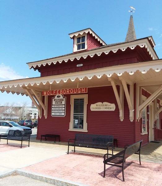 Scaled image 33_Wolf._RR_Station_front.jpg 