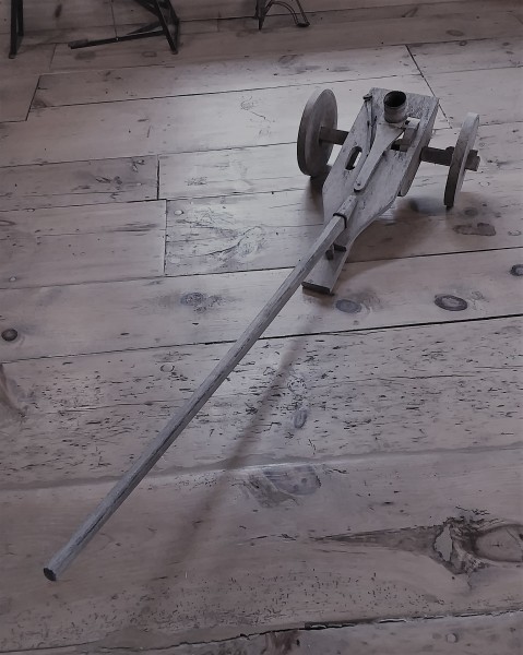 Scaled image 26_seeder.JPG 